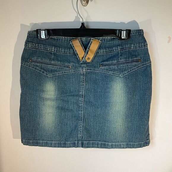 Extreme Denim Miniskirt with FauxLeather Details, 7. Altgirl, egirl, rocker - Picture 2 of 8